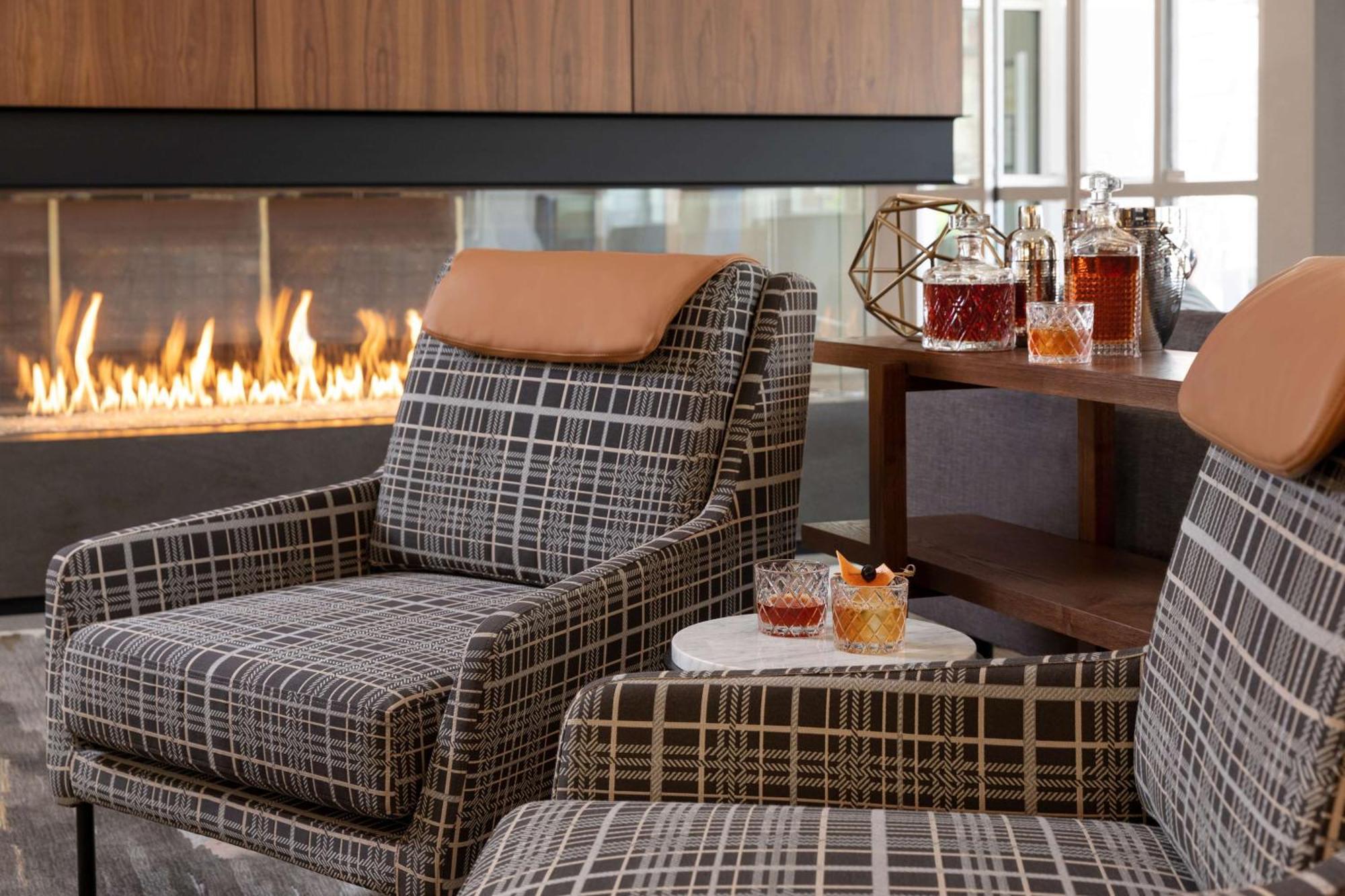 The Slate Hotel Denver Downtown, Tapestry By Hilton Екстериор снимка